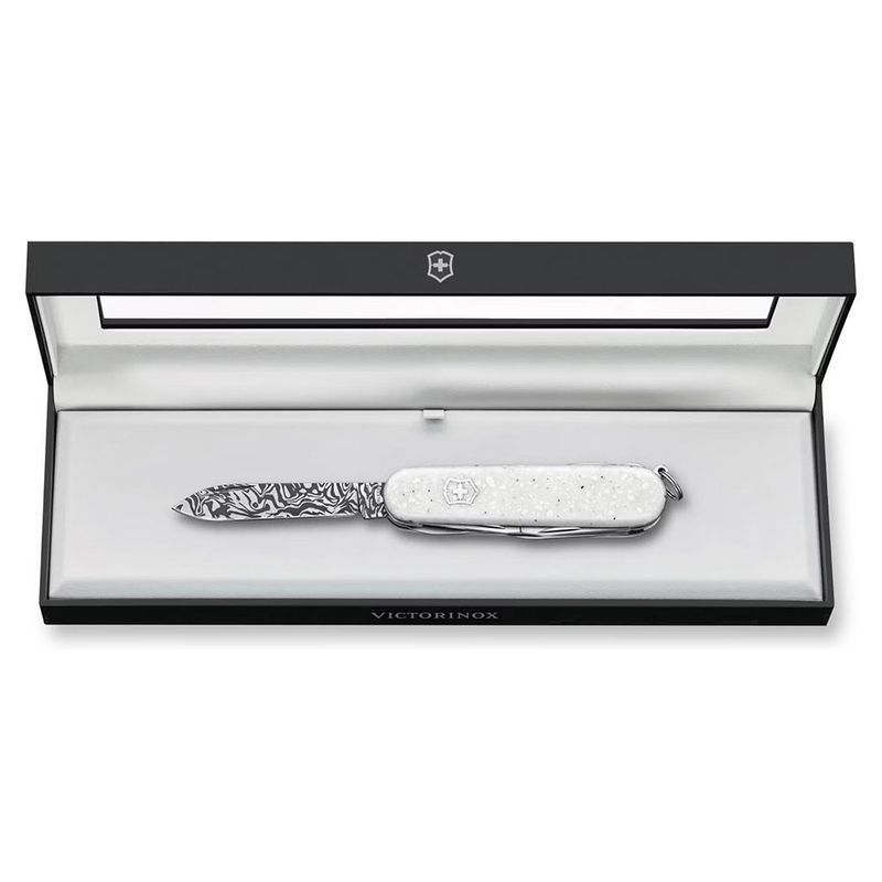 Складаний ніж Victorinox (Швейцарія) із серії COMPANION.