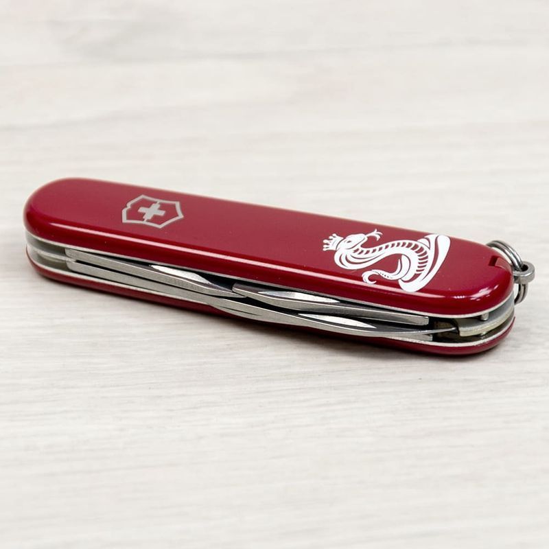 Складаний ніж Victorinox (Швейцарія) із серії Spartan.
