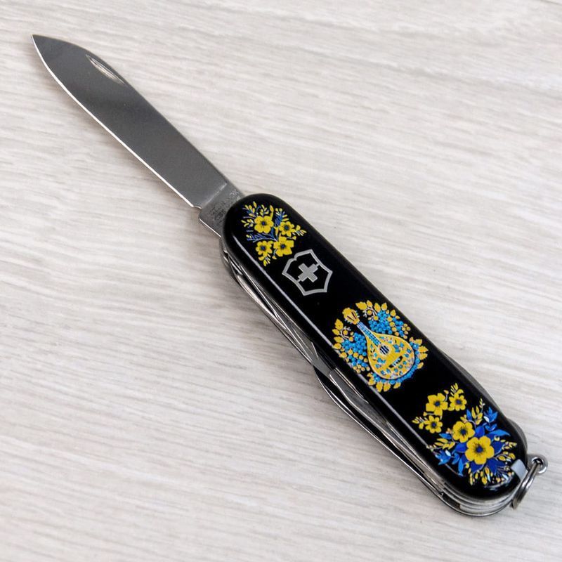 Складной нож Victorinox (Швейцария) из серии Huntsman.