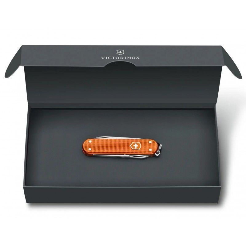 Складаний ніж Victorinox (Швейцарія) із серії Classic SD.