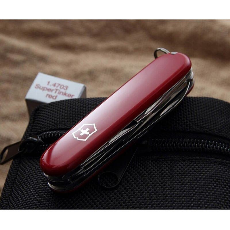 Складаний ніж Victorinox (Швейцарія) із серії Spartan.