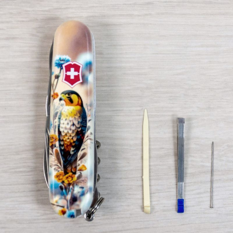 Складной нож Victorinox (Швейцария) из серии Huntsman.