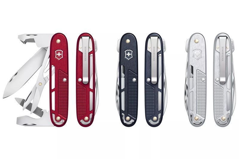 Складной нож Victorinox (Швейцария) из серии Synergy.