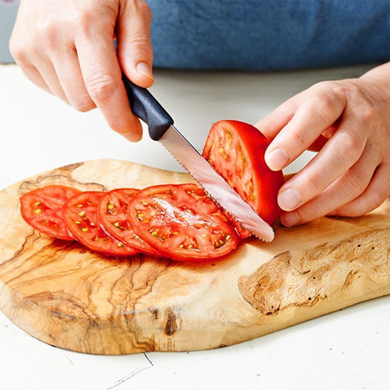 Кухонний ніж Victorinox SwissClassic Tomato&Table 6.7833 чорний