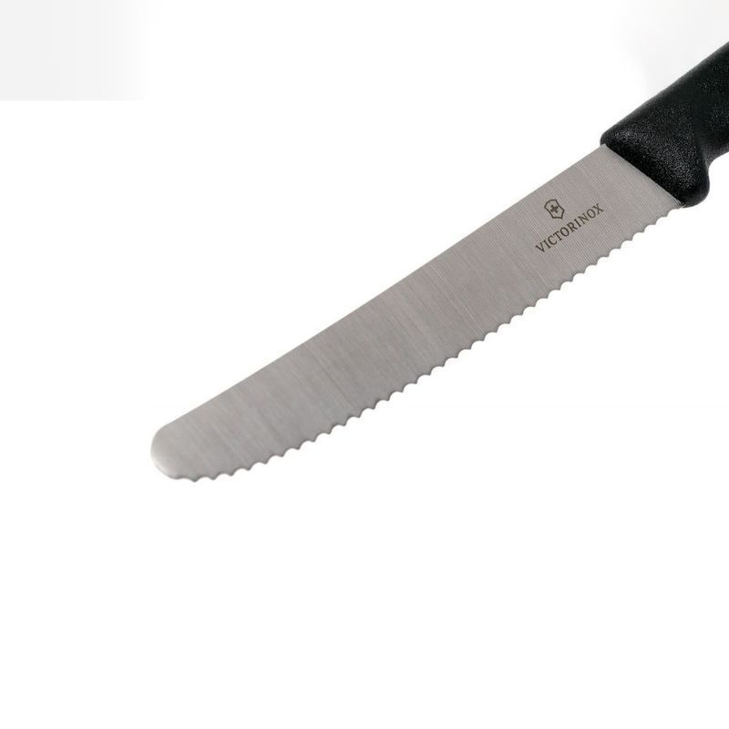 Кухонний ніж Victorinox SwissClassic Tomato&Table 6.7833 чорний