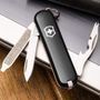 Складаний ніж Victorinox (Швейцарія) із серії Rally.