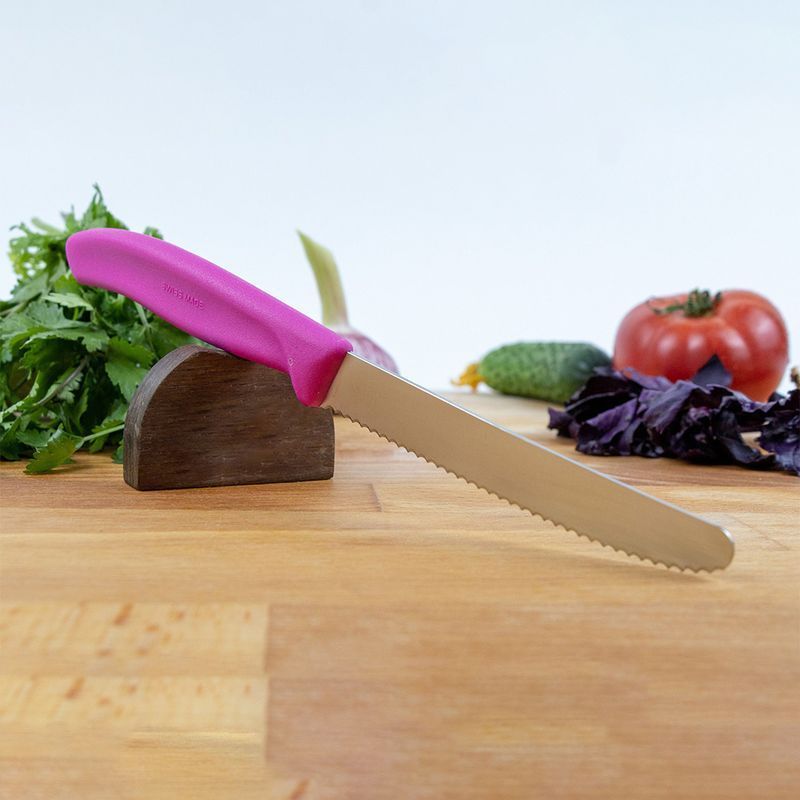 Кухонный нож Victorinox SwissClassic Tomato&Table 6.7836.L115 розовый