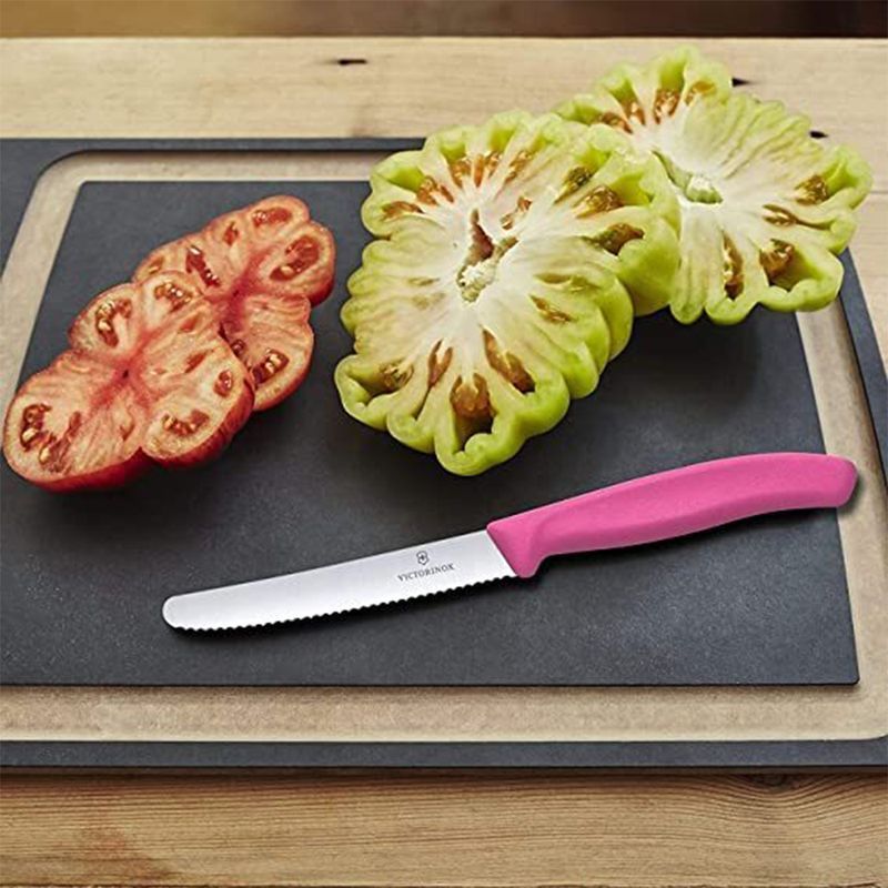 Кухонный нож Victorinox SwissClassic Tomato&Table 6.7836.L115 розовый
