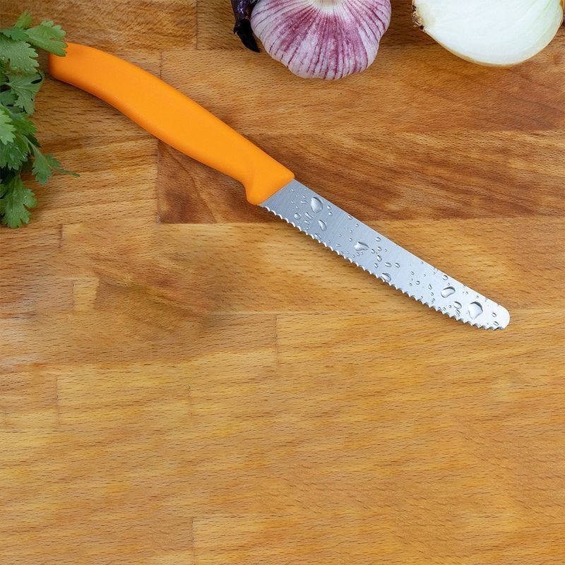 Кухонный нож Victorinox SwissClassic Tomato&Table 6.7836.L119 оранжевый
