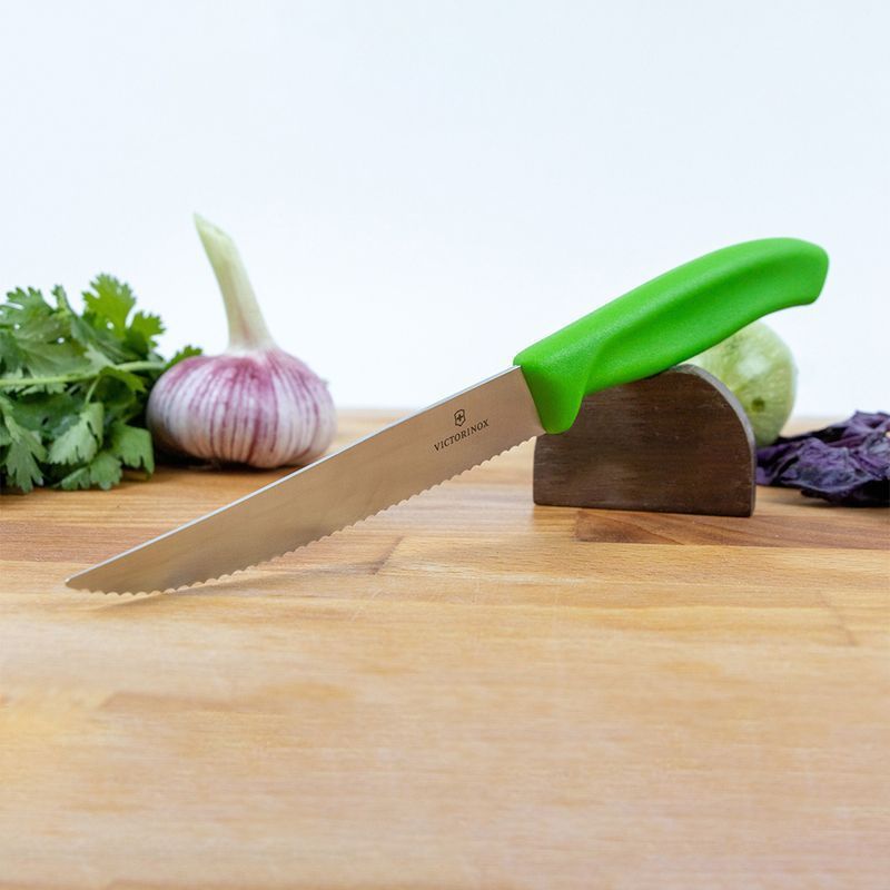 Кухонний ніж Victorinox SwissClassic Steak&Pizza 6.7936.12L4 зелений