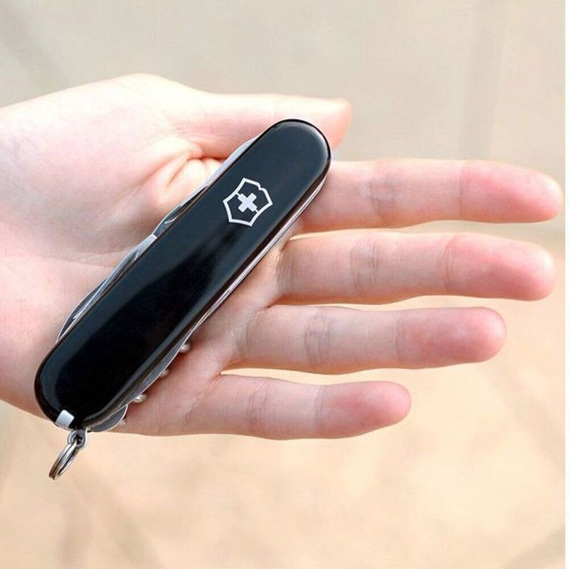 Складной нож Victorinox (Швейцария) из серии Huntsman.