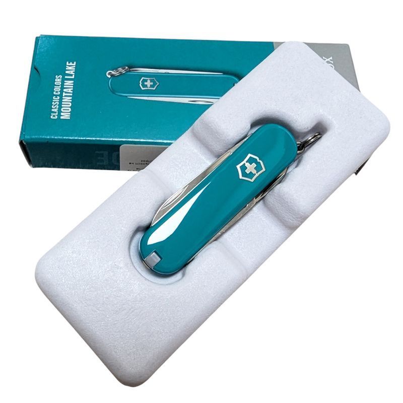 Складаний ніж Victorinox (Швейцарія) із серії Classic SD.