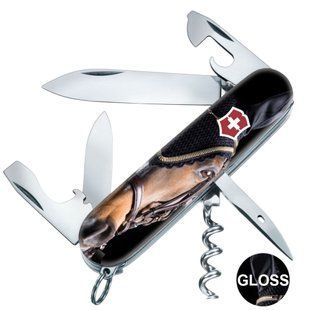 Складной нож Victorinox (Швейцария) из серии Spartan.