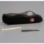 Складной нож Victorinox (Швейцария) из серии Sentinel.